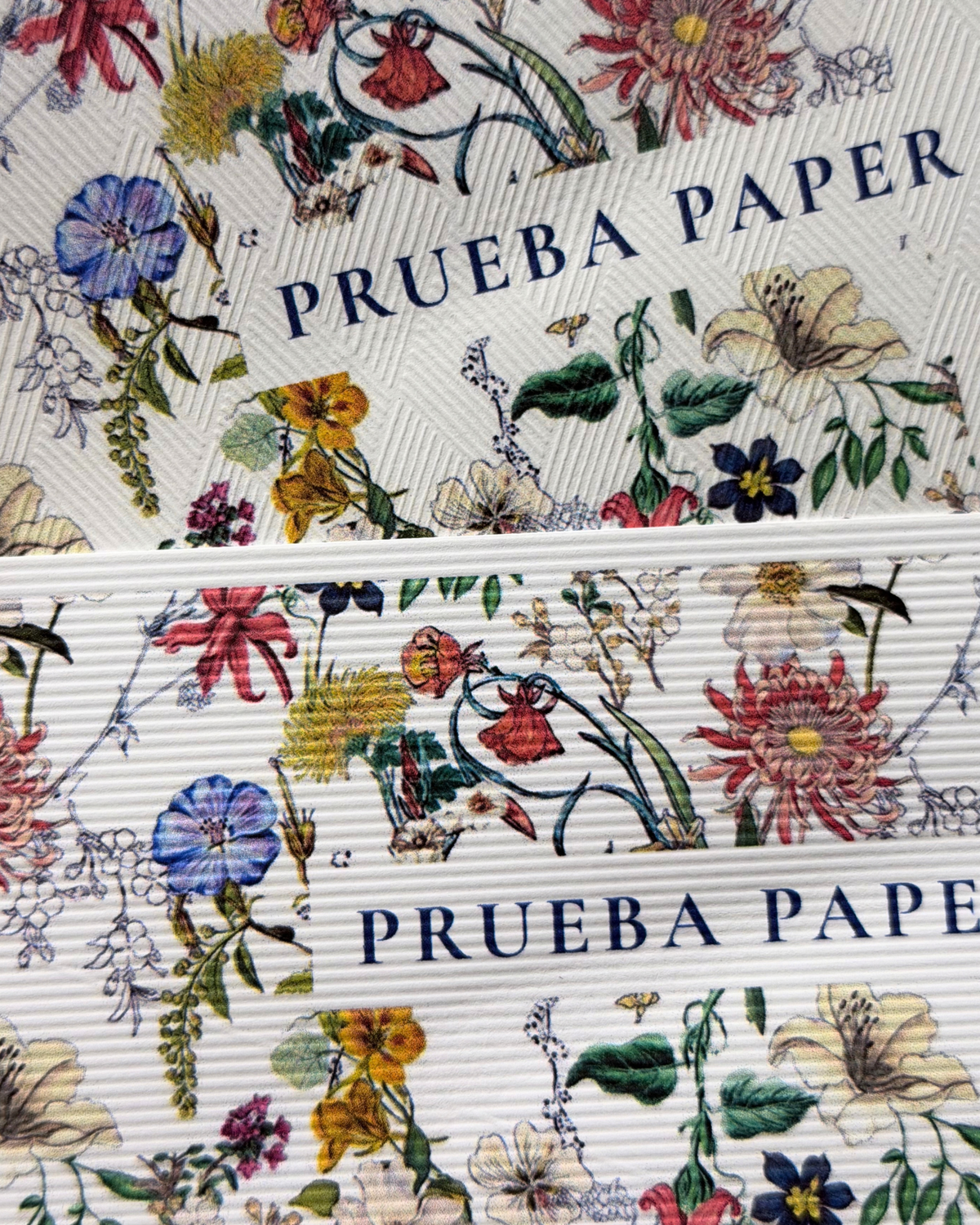 Cartulina Signature Texturizada - Paquete 50 pz.
